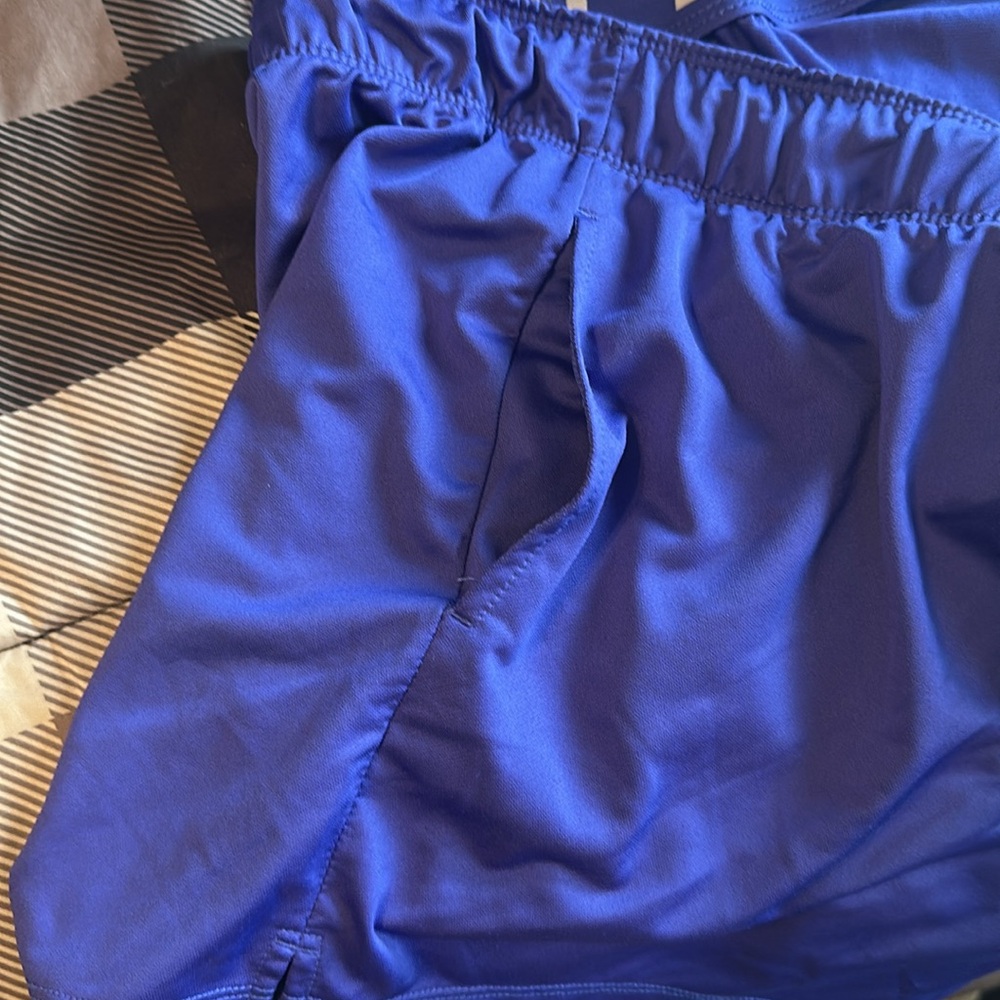Nike Dri-Fit Shorts - Picture 5 of 5